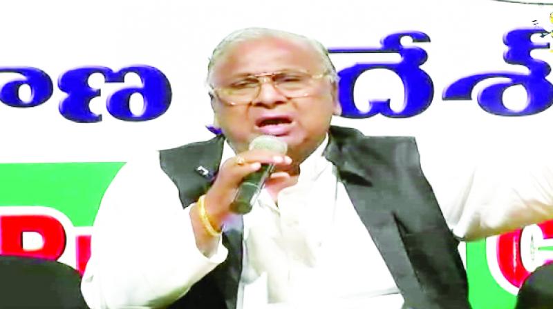 Congress leader V Hanumantha Rao