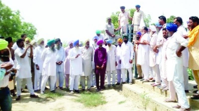 Farmers Protesting Farmers Protesting
