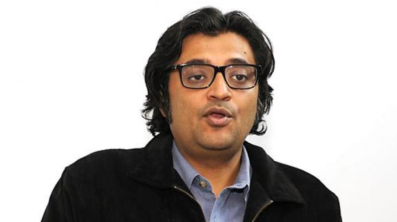 Arnab Goswami shifted to Taloja jail for using mobile phone in custody Arnab Goswami shifted to Taloja jail for using mobile phone in custody