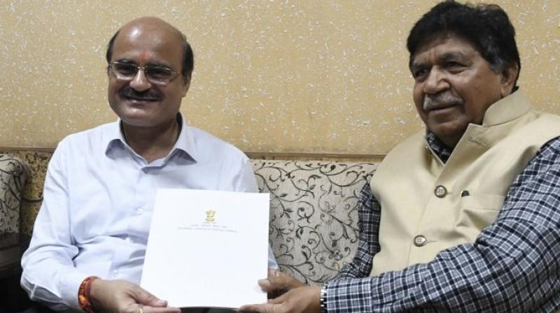 Haryana objected to the name of Chandigarh railway station! Write a letter to the center and request to change the name Haryana objected to the name of Chandigarh railway station! Write a letter to the center and request to change the name
