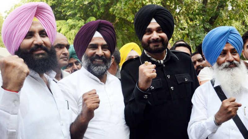 Simrjeet Bains with Sidhu Simrjeet Bains with Sidhu