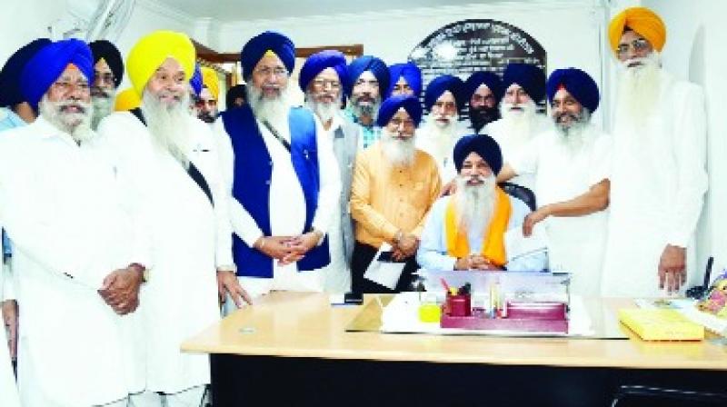 ਅਵਤਾਰ ਸਿੰਘ ਸੈਂਪਲਾ ਨੇ ਸ਼੍ਰੋਮਣੀ ਕਮੇਟੀ ਪ੍ਰਧਾਨ ਦੇ ਨਿੱਜੀ ਸਕੱਤਰ ਵਜੋਂ ਕਾਰਜਭਾਰ ਸੰਭਾਲਿਆ ਅਵਤਾਰ ਸਿੰਘ ਸੈਂਪਲਾ ਨੇ ਸ਼੍ਰੋਮਣੀ ਕਮੇਟੀ ਪ੍ਰਧਾਨ ਦੇ ਨਿੱਜੀ ਸਕੱਤਰ ਵਜੋਂ ਕਾਰਜਭਾਰ ਸੰਭਾਲਿਆ