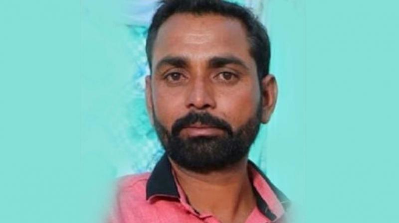 An accident happened to a person who was going home after selling cumin An accident happened to a person who was going home after selling cumin