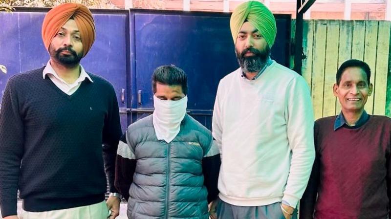 VB arrests private person for taking Rs 30,000 bribe for MC officials VB arrests private person for taking Rs 30,000 bribe for MC officials