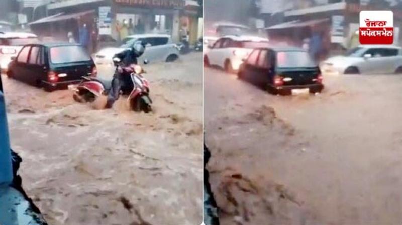 Devastation due to rain in Goa, Mumbai also on alert Devastation due to rain in Goa, Mumbai also on alert