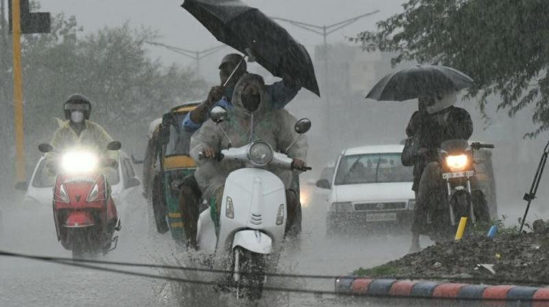 Heavy rains in Punjab and Haryana, temperature dropped several degrees below normal Heavy rains in Punjab and Haryana, temperature dropped several degrees below normal