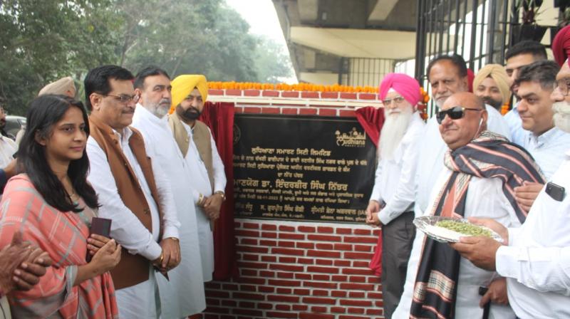  BRS by the Minister of Local Government Vertical garden under Nagar flyover inaugurated