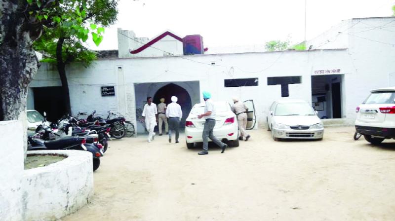 Judge Harjinder Singh and others During Raid Judge Harjinder Singh and others During Raid
