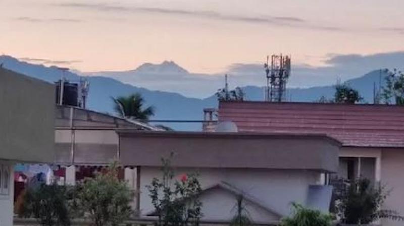 World third highest mountain peak seen from west bengal World third highest mountain peak seen from west bengal