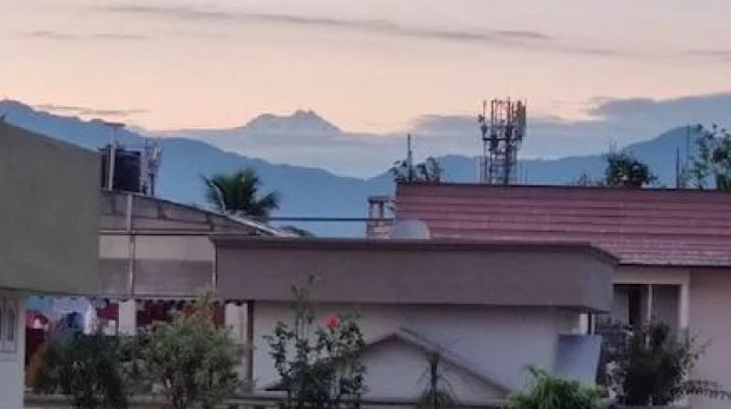 World third highest mountain peak seen from west bengal