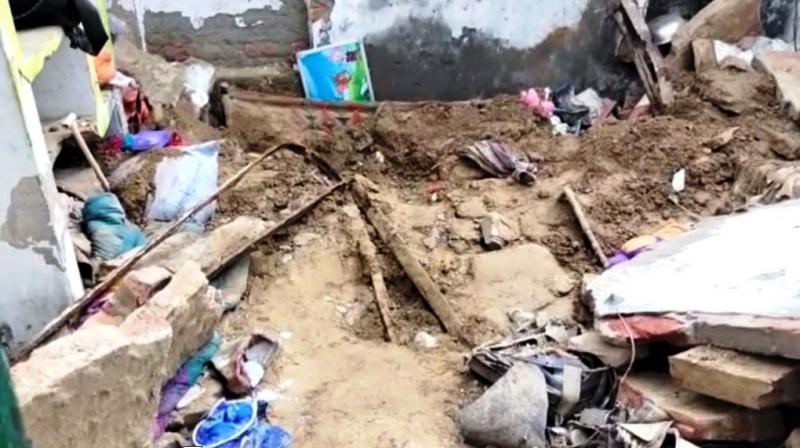 One Killed in Rain-triggered Roof Collapse