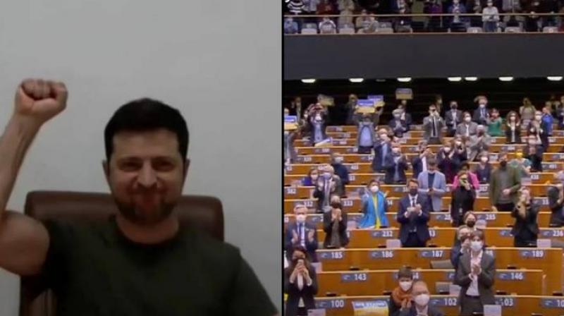  Ukraine President gets standing ovation after emotional speech at European parliament