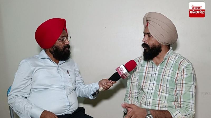 Punjabi truck driver Harjinder Singh was issued a license by the State of California. Punjabi truck driver Harjinder Singh was issued a license by the State of California.