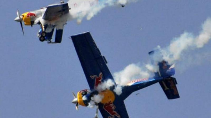 Indigo and Air Deccan escaped from Collision Indigo and Air Deccan escaped from Collision