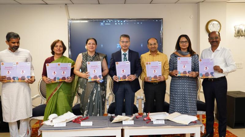 DGP Gaurav Yadav launched the 'Saanj Relief Project' to help women DGP Gaurav Yadav launched the 'Saanj Relief Project' to help women