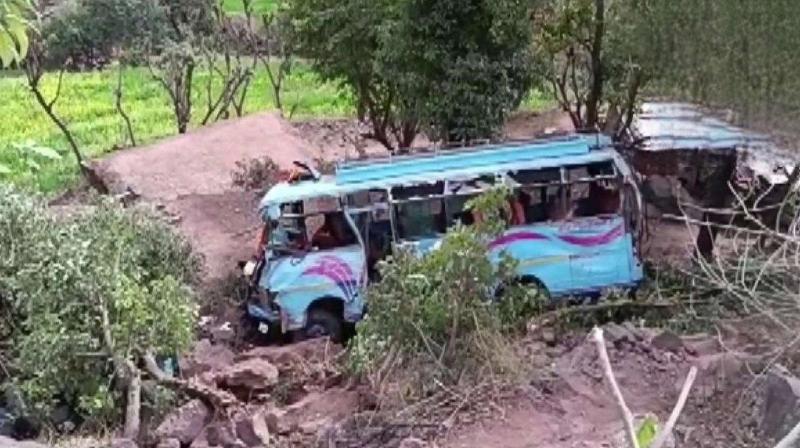 A bus full of pilgrims going from Rajouri to Shivkhori fell into a gorge, two died A bus full of pilgrims going from Rajouri to Shivkhori fell into a gorge, two died
