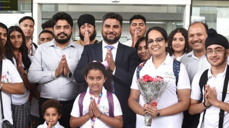 14 youths from england came india 14 youths from england came india