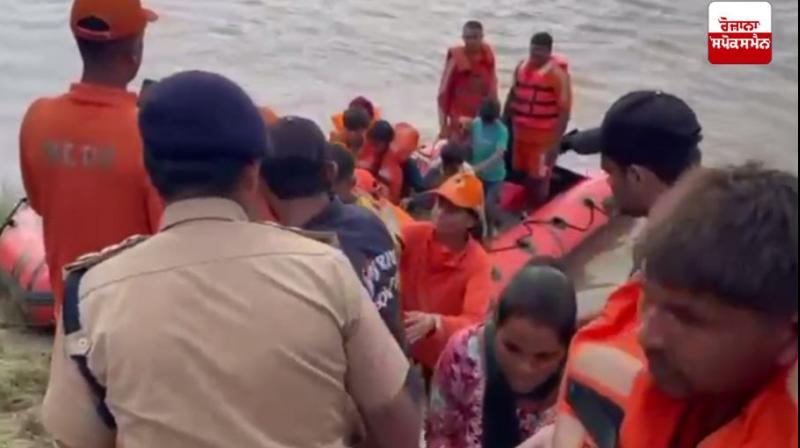 400 people rescued from border areas of Fazilka 400 people rescued from border areas of Fazilka