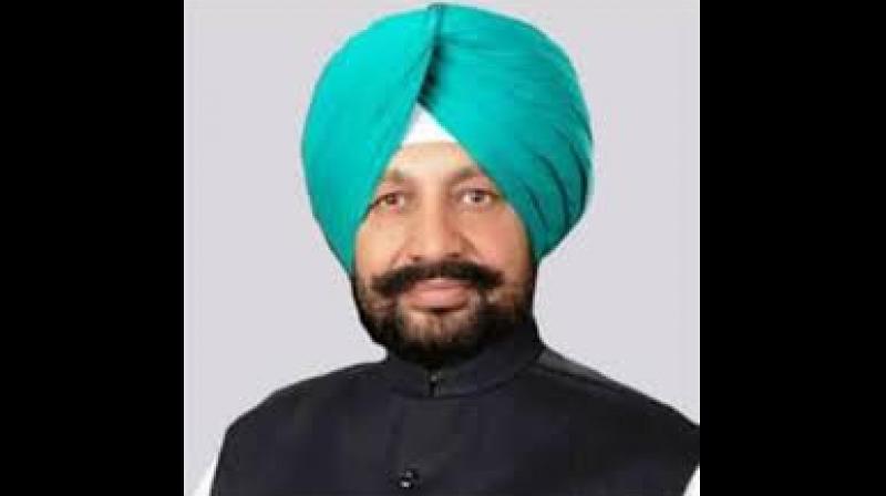 ਜਨਤਕ ਥਾਵਾਂ 'ਤੇ ਮਾਸਕ ਨਾ ਪਾਉਣ 'ਤੇ ਸਖ਼ਤ ਕਾਰਵਾਈ ਹੋਵੇਗੀ : ਸਿੱਧੂ ਜਨਤਕ ਥਾਵਾਂ 'ਤੇ ਮਾਸਕ ਨਾ ਪਾਉਣ 'ਤੇ ਸਖ਼ਤ ਕਾਰਵਾਈ ਹੋਵੇਗੀ : ਸਿੱਧੂ