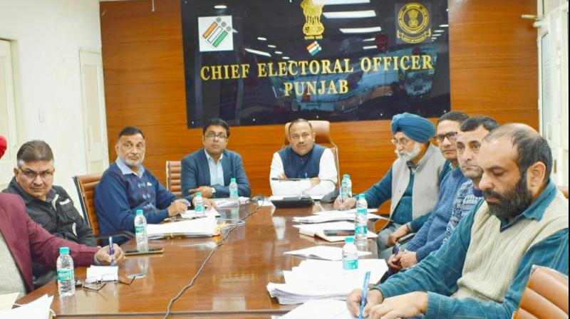 Punjab CEO exhorts all DCs to surpass 70% voter turnout in Lok Sabha polls News in punjabi Punjab CEO exhorts all DCs to surpass 70% voter turnout in Lok Sabha polls News in punjabi