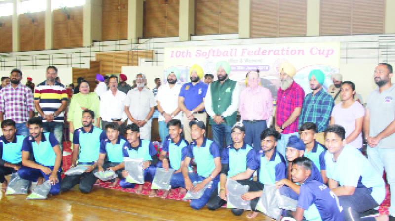 Rana Gurmeet Singh Sodhi Rewarding the Players Rana Gurmeet Singh Sodhi Rewarding the Players
