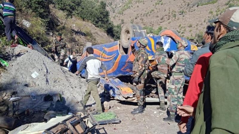 8 dead in Jammu and Kashmir road accident 8 dead in Jammu and Kashmir road accident