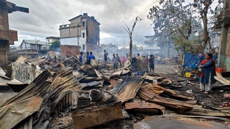 Violence broke out again in Manipur, 15 houses were burnt Violence broke out again in Manipur, 15 houses were burnt