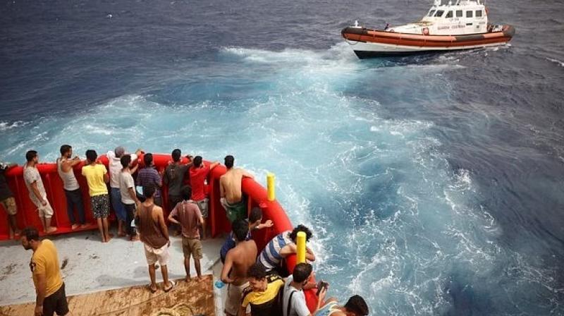 Two ships sank off the coast of Italy, two dead, about 28 missing Two ships sank off the coast of Italy, two dead, about 28 missing