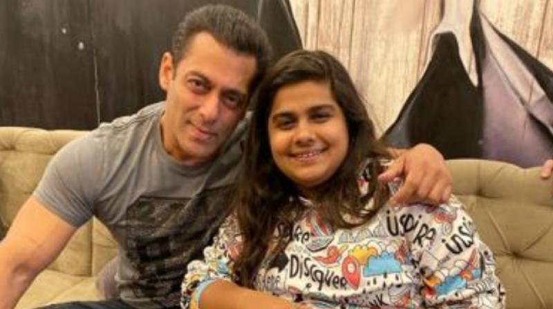 Salman khan with pista dhakad Salman khan with pista dhakad