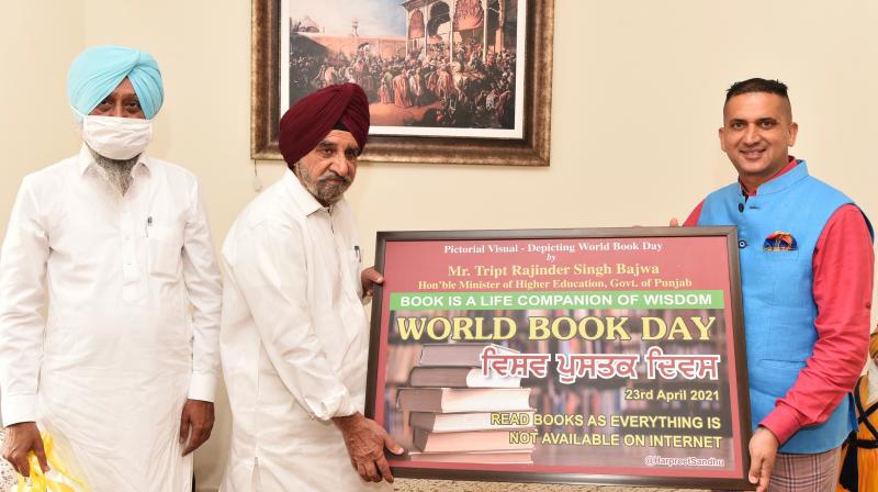Tript Bajwa Launches pictorial visuals depicting significance of books Tript Bajwa Launches pictorial visuals depicting significance of books