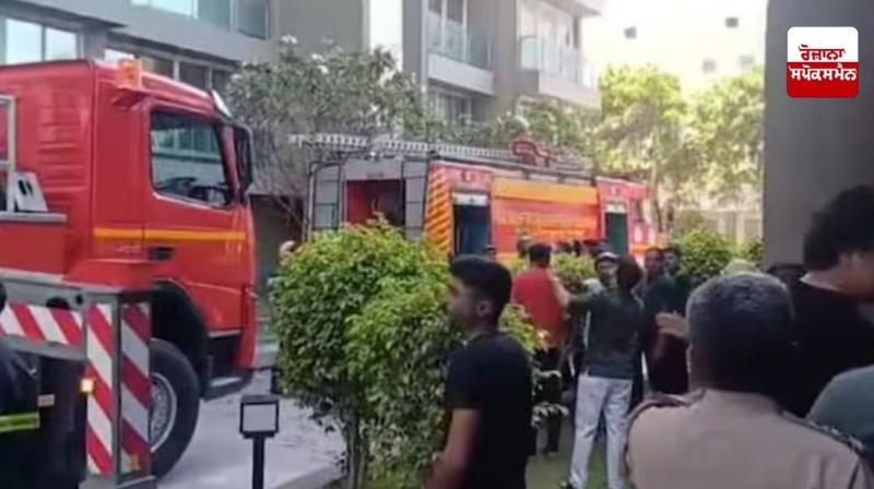 3 people killed in fire at a residential building in Rajkot, Gujarat 3 people killed in fire at a residential building in Rajkot, Gujarat