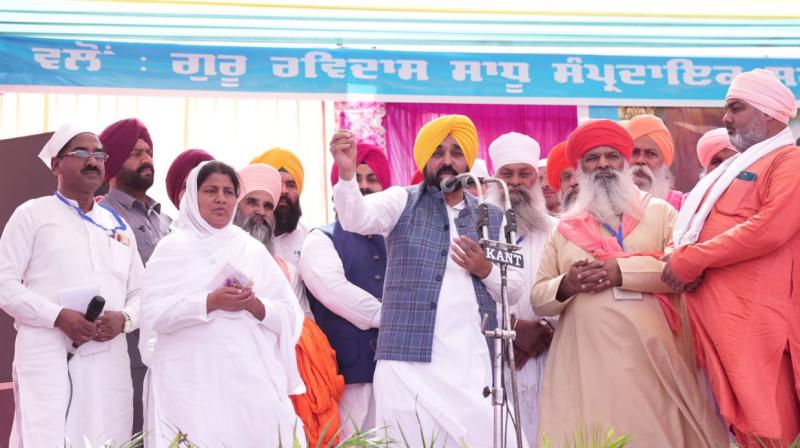 CM PARTICIPATES IN A FUNCTION ORGANISED BY SRI GURU RAVIDASS SAADHU SAMPRADAY SOCIETY NEAR KHURALGARH