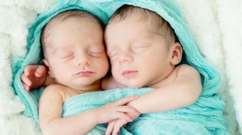 TWINS TWINS