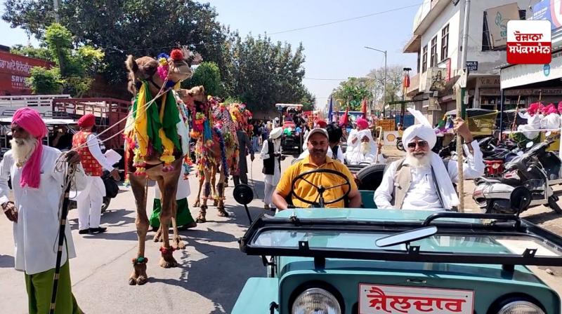 ਬਠਿੰਡਾ ਵਿਖੇ 18ਵਾਂ ਵਿਰਾਸਤੀ ਮੇਲੇ ਦੇ ਤਹਿਤ ਕੱਢਿਆ ਗਿਆ ਜਲੂਸ ਬਠਿੰਡਾ ਵਿਖੇ 18ਵਾਂ ਵਿਰਾਸਤੀ ਮੇਲੇ ਦੇ ਤਹਿਤ ਕੱਢਿਆ ਗਿਆ ਜਲੂਸ