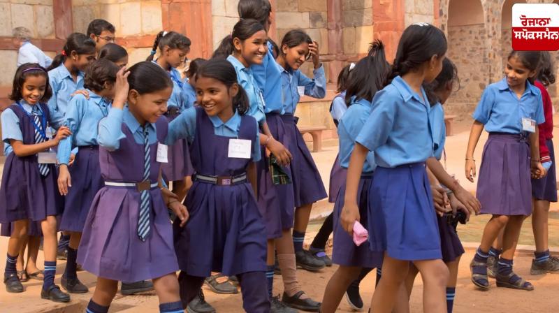 Schools in Delhi and Haryana to reopen from tomorrow after 15-day vacation Schools in Delhi and Haryana to reopen from tomorrow after 15-day vacation