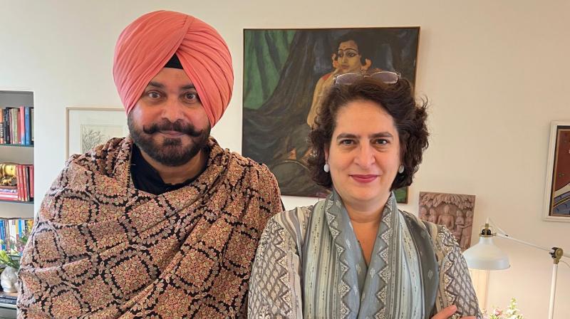 Navjot Sidhu met Priyanka Gandhi Navjot Sidhu met Priyanka Gandhi