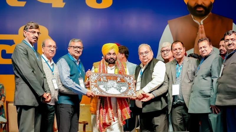 Punjab Chief Minister Bhagwant Singh Mann said that 'government-business meetings' Punjab Chief Minister Bhagwant Singh Mann said that 'government-business meetings'