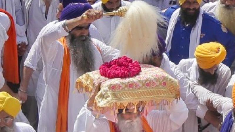 Sri Guru Granth Sahib Sri Guru Granth Sahib