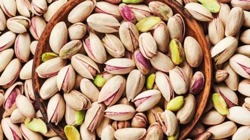Pistachio is helpful in reducing swelling of hands and feet Pistachio is helpful in reducing swelling of hands and feet