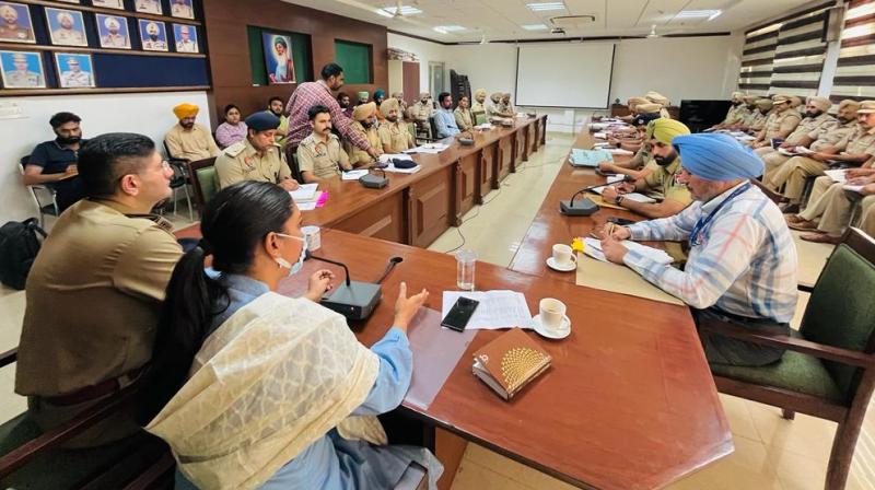 CABINET MINISTER ANMOL GAGAN MANN MEETS TOP POLICE OFFICIALS CABINET MINISTER ANMOL GAGAN MANN MEETS TOP POLICE OFFICIALS