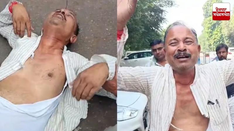 RJD leader tears kurta outside former CM Rabri Devi's residence RJD leader tears kurta outside former CM Rabri Devi's residence