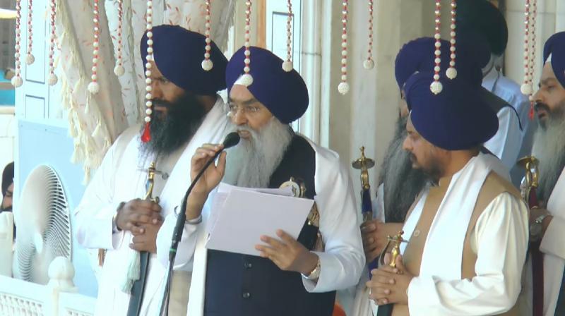 Akal Takht sentenced Sukhbir Badal Akal Takht sentenced Sukhbir Badal