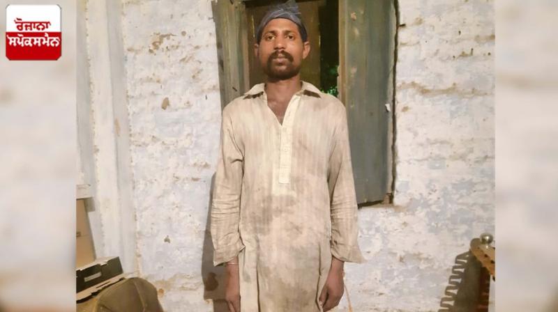 BSF arrested an intruder from Amritsar International Border BSF arrested an intruder from Amritsar International Border