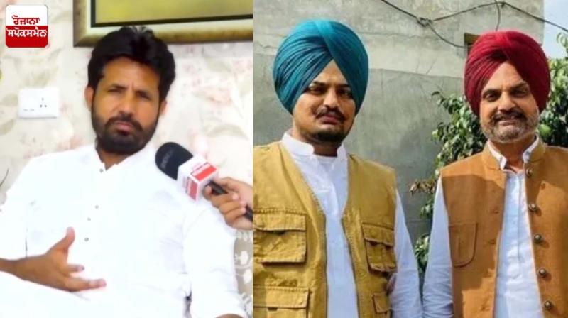 Sidhu Moosewala with his Father Sidhu Moosewala with his Father