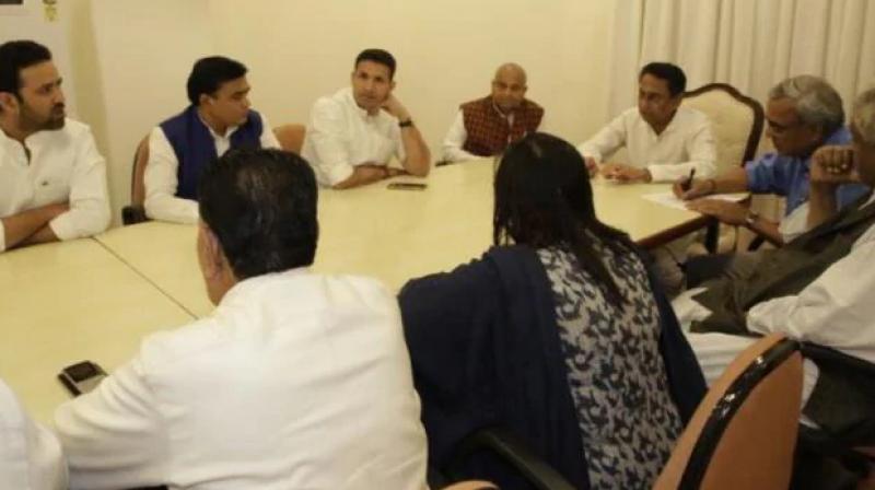 Ministers of kamal nath cabinet tendered resignation to chief minister Ministers of kamal nath cabinet tendered resignation to chief minister