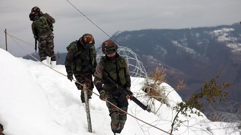 Three army soldiers killed in north Kashmir avalanche Three army soldiers killed in north Kashmir avalanche