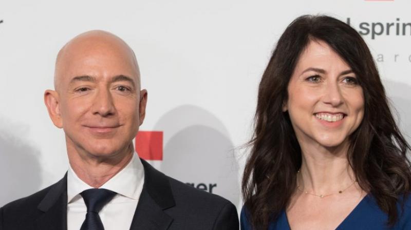 Amazon CEO Jeff Bezos divorcing Amazon CEO Jeff Bezos divorcing