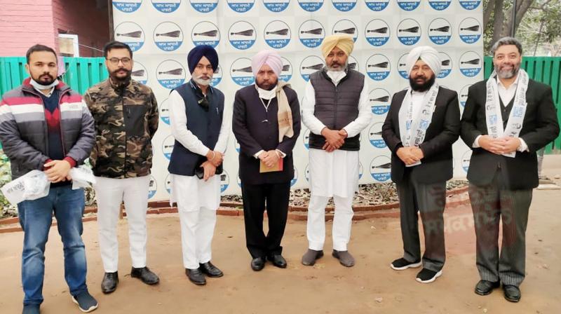 Senior Advocate of Punjab and Haryana High Court joins AAP Senior Advocate of Punjab and Haryana High Court joins AAP