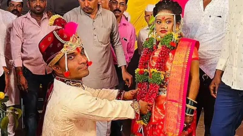  Pratik Mohite, World's Shortest Bodybuilder, marries lady love in Maharashtra