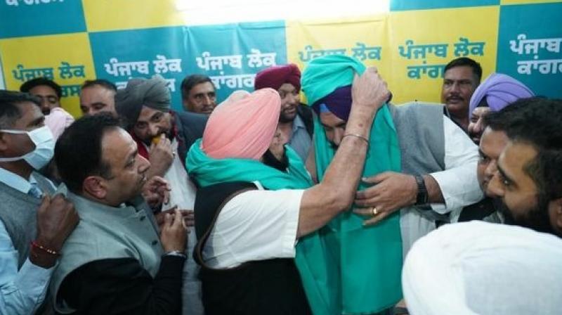 Former MLA from Amritsar South Harinder Singh Thekedar join PLC Former MLA from Amritsar South Harinder Singh Thekedar join PLC